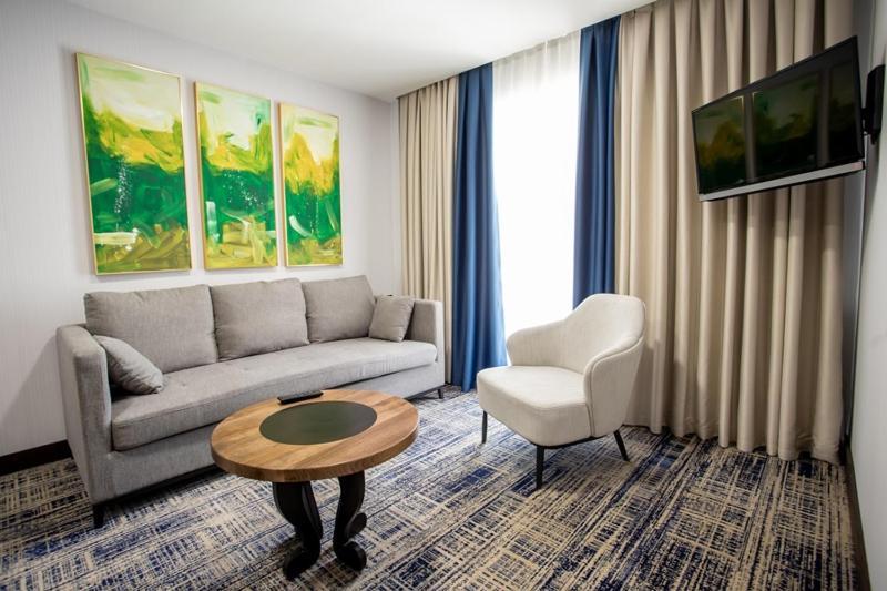 Avenue Park Hotel Yusufkhona Eksteriør bilde